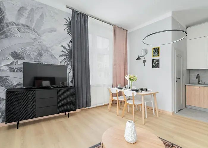 Nowy Apartament Z Widokiem Na Miasto By Renters Apartman Poznań