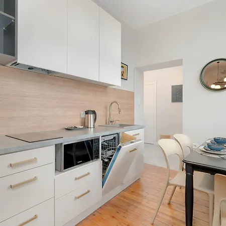 Nowy Apartament Z Widokiem Na Miasto By Renters Apartamento