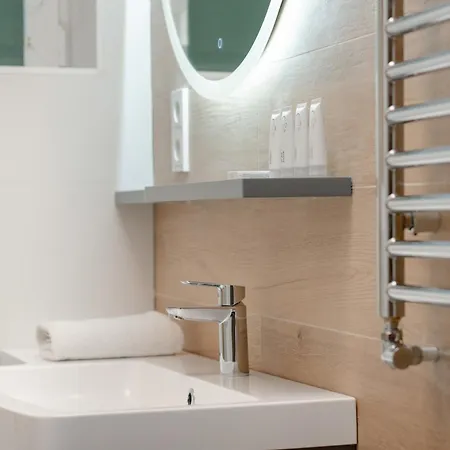 Nowy Apartament Z Widokiem Na Miasto By Renters Apartamento *