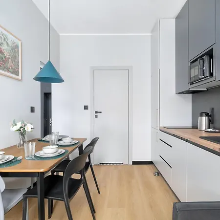 Nowy Apartament Z Widokiem Na Miasto By Renters Apartamento