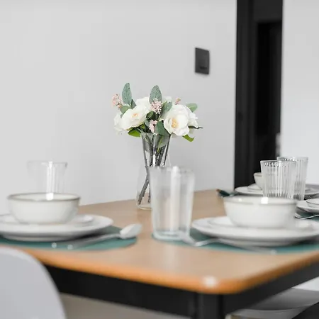 Nowy Apartament Z Widokiem Na Miasto By Renters Apartamento *